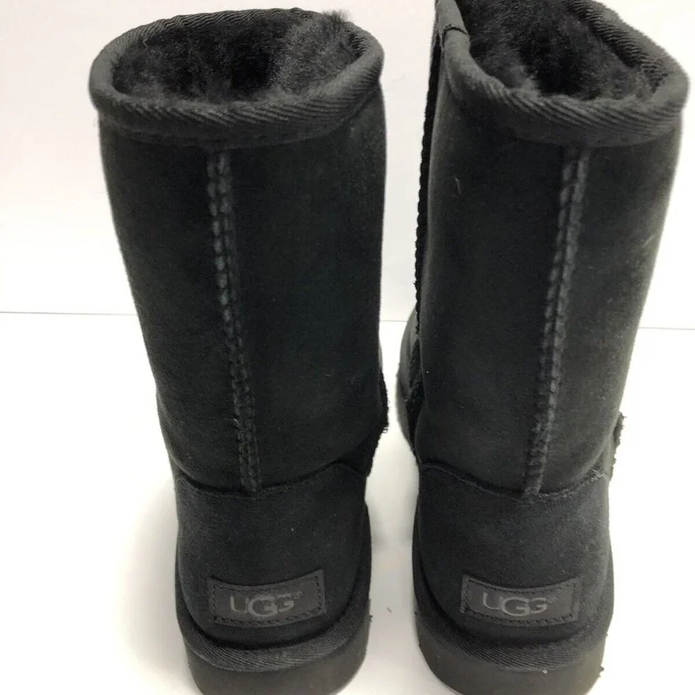 UGG Women's Classic Short II Boots Black Suede, Size 7 M